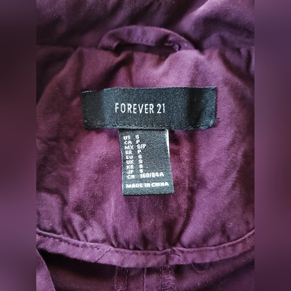 FOREVER 21 Ladies Full Zip/Snap Up Utility Jacket.  Size Small. - Picture 3 of 5